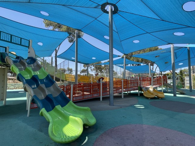 מתקני משחקים לילדים בנופארק נוף הגליל