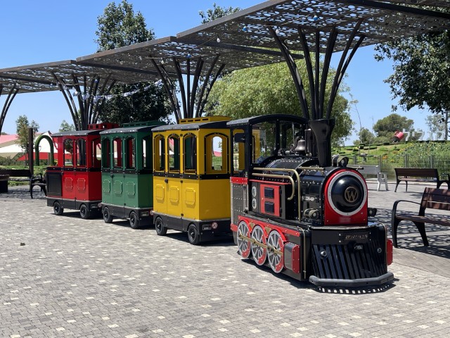 רכבת התיירות המסיירת בנופארק נוף הגליל