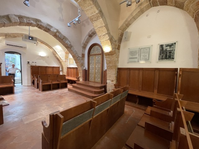 בית כנסת הרמח"ל סמוך למלון ערבסק