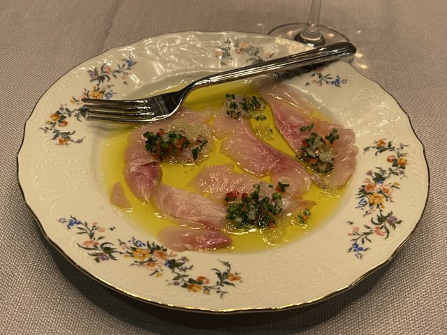 קרודו אינטיאס בשמן זית וצ'ילי