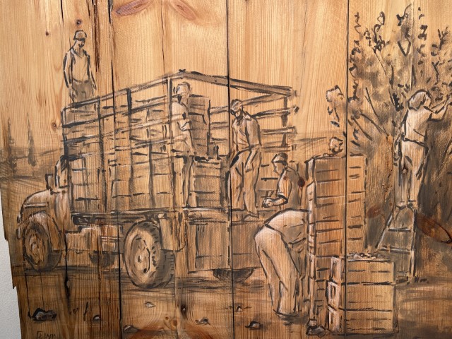 עבודה על רצפת עץ של האמן יונתן גל