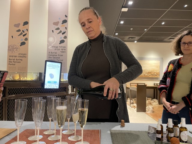 קאווה ושמנים אתריים בסדנת יין ורפואה טבעית במודיעין