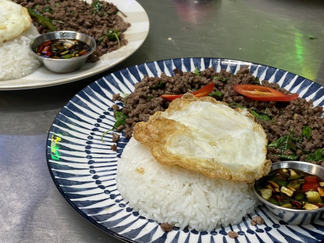 פאד קפאו במסעדת גידולי רוני